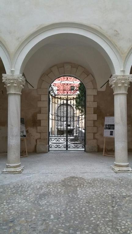 B&B Il Vicoletto Л'Акуила Экстерьер фото