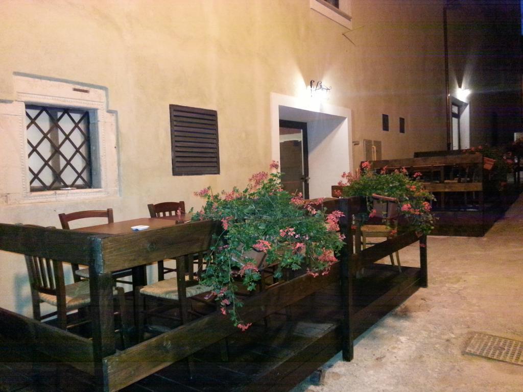 B&B Il Vicoletto Л'Акуила Экстерьер фото